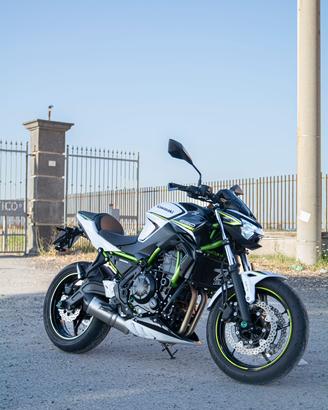 Kawasaki Z650 ABS - 16.500 km - Accessori LighTech