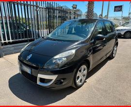 Renault Scenic Scénic X-Mod 1.5 dCi 110CV Luxe