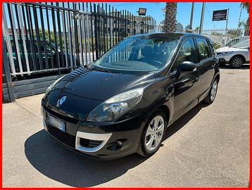 Renault Scenic Scénic X-Mod 1.5 dCi 110CV Luxe