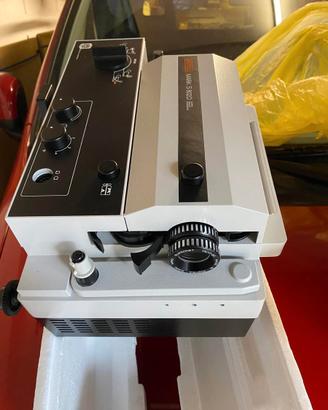 Proiettore e moviola super 8