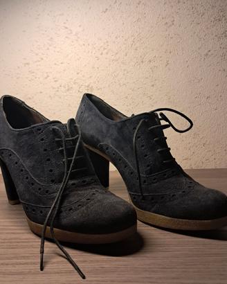 Scarpa donna con tacco