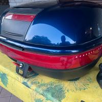 Bauletto per T-max GIVI monkey system luci