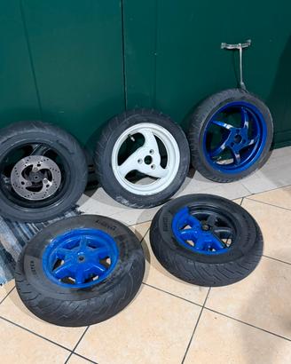 cerchi f12 a disco /booster spirit/sp