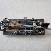 Tasto telegrafico VIBROPLEX  per radioamatore