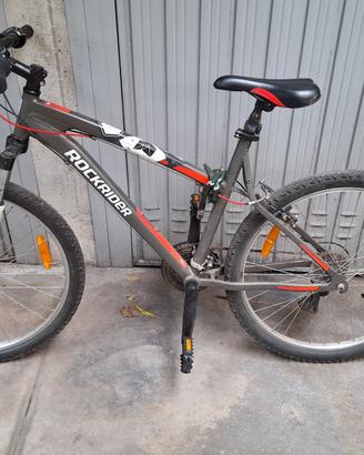 Decathlon B'Twin Bici