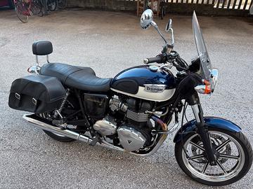 Triumph Boneville T100 se