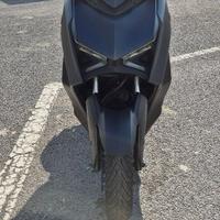 YAMAHA X-MAX 300