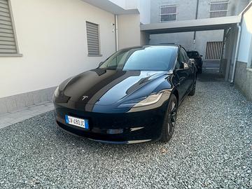 Tesla Model 3 Highland Standard Range