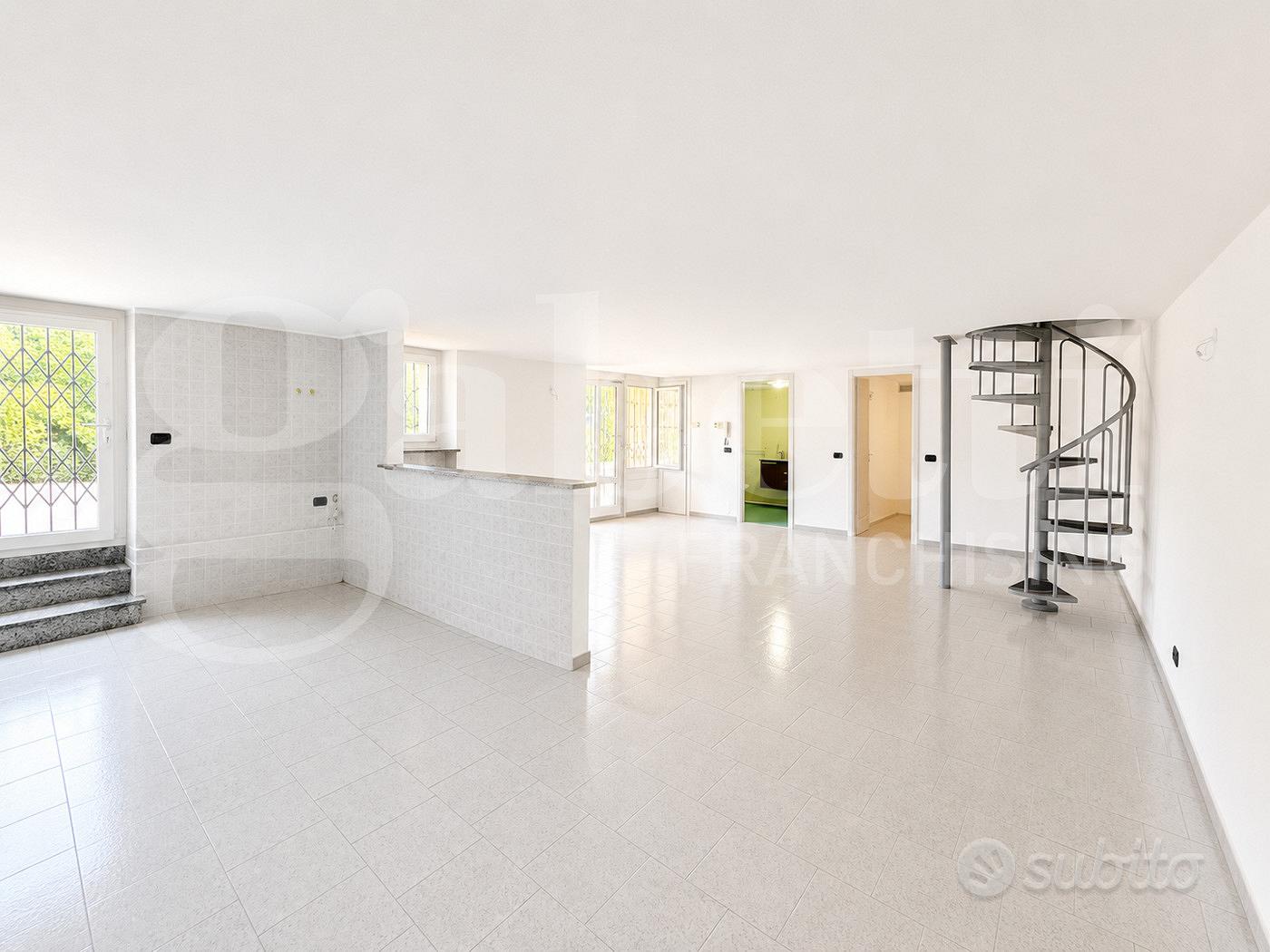 Apartment in Alpignano, Torino - Vista 4