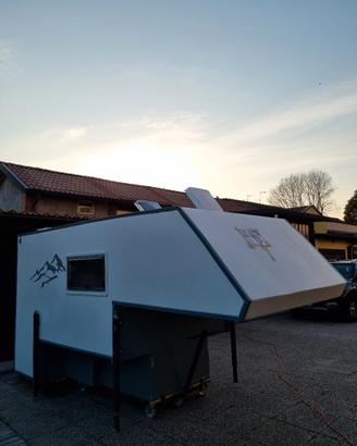 Cellula scarrabile artigianale per pick up