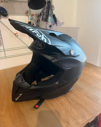 Casco Airoh