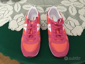 Sneaker Saucony Shadow