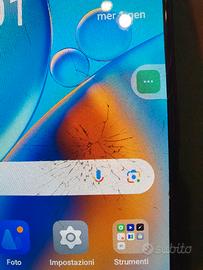 A74 – Funzionante, schermo crepato e tasto ac