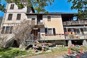 Porzione di fabbricato da ristrutturare a la crete