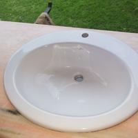 Piano in marmo rosa con lavabo per bagno
