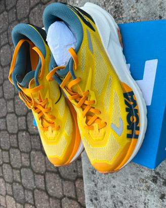 Scarpe Hoka