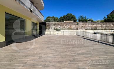 Negozio Vitulazio [Cod. rif 3232073ACG]