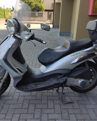 Piaggio Beverly 300 Tourer