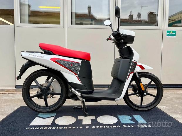 Askoll NGS2 Helmo 50cc nuovo CON ROTTAMAZIONE