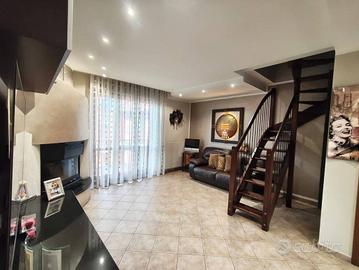 Appartamento bilivello con box auto doppio