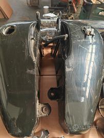 vari pezzi Harley Davidson