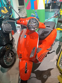 Vespa Primavera 150 ABS km-zero