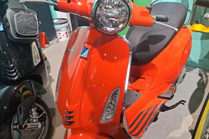 Vespa Primavera 150 ABS km-zero