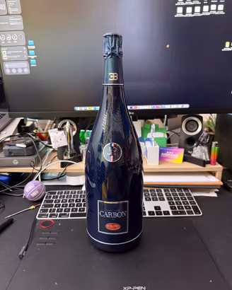 Champagne Carbon for Bugatti 110 Ans MAGNUM -vuota