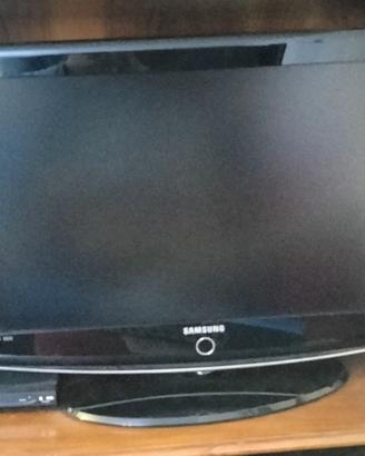 Televisore Samsung e decoder