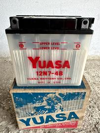 Batteria Yuasa 12N7-4B