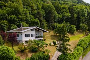 Villa 14 posti tra montagna e laghi (Idro e Garda)