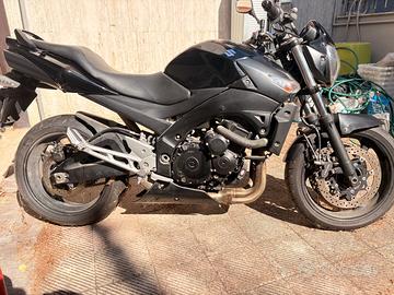 Suzuki GSR 600
