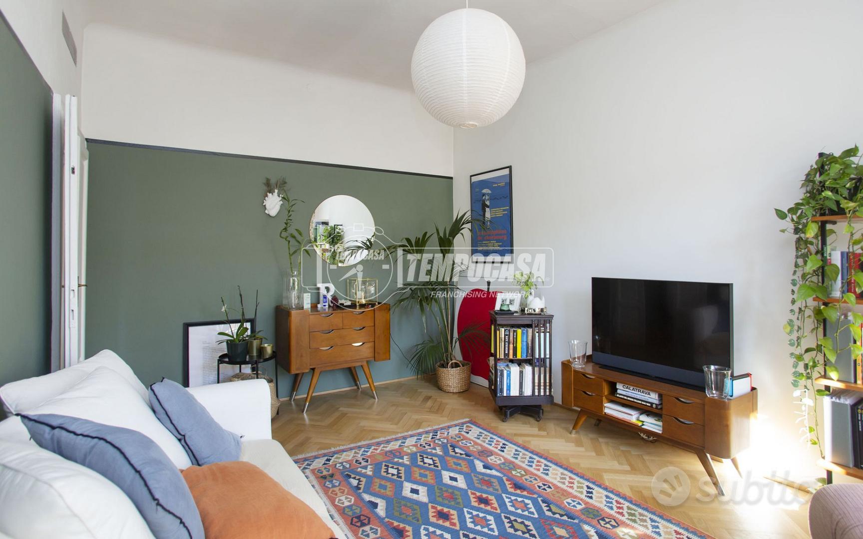 AMPIO BILOCALE CON CUCINA ABITABILE E BALCONE - Vista 3