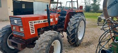 Trattore fiat  8066 dt