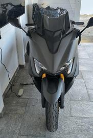 Yamaha tmax tech kamo