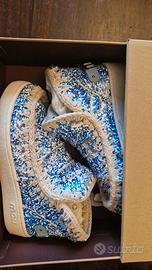 Mou bianche azzurre con paillettes senza pelo 38