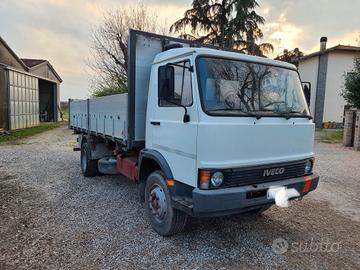 autocarro Iveco 