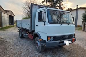autocarro Iveco 