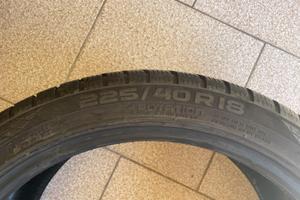 Gomme da neve Nokian