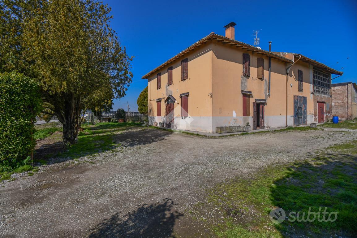 RUSTICO A POGGIO RENATICO - Vista 3