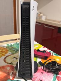 Playstation 5 1TB-usata con controller e 2 giochi