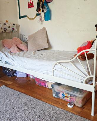 Letto Ikea in ferro battuto 