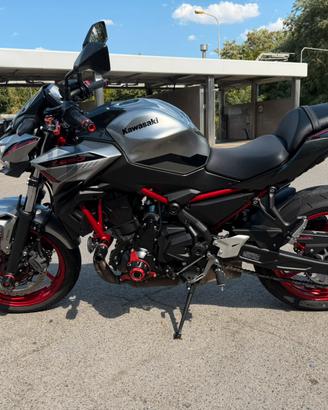 Kawasaki Z 650 SE 2024 - PARI A NUOVO
