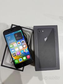 iPhone 8 64GB – Buone condizioni
