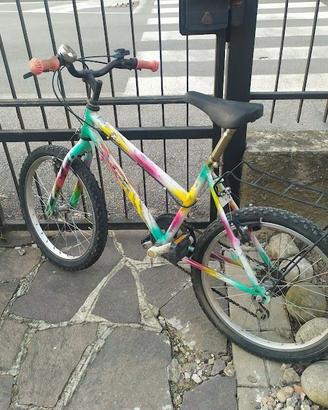 Bicicletta MTB ragazzina con cambio