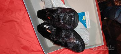 snike Emanuela made in Italy nuove