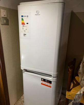 Frigorifero Indesit