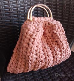 Borsa a mano a soffietto 