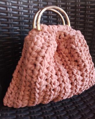 Borsa a mano a soffietto 