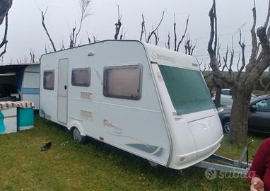 Roulotte Camperizata Sterckeman Starplus 440DD